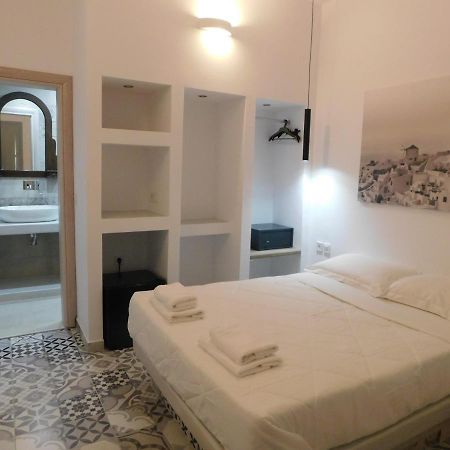 إيميروفيغلي Fira Veronica Rooms المظهر الخارجي الصورة